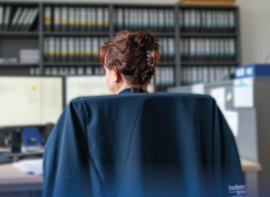 Hallenbauer Aschenbrenner GmbH für Hallen aus Stahl